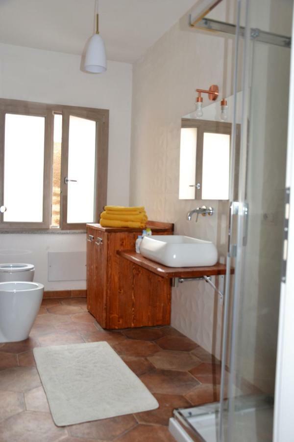Appartement Le Perle dell'Isola à Isola Rossa Extérieur photo