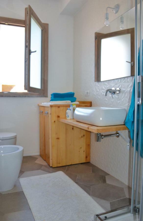Appartement Le Perle dell'Isola à Isola Rossa Extérieur photo