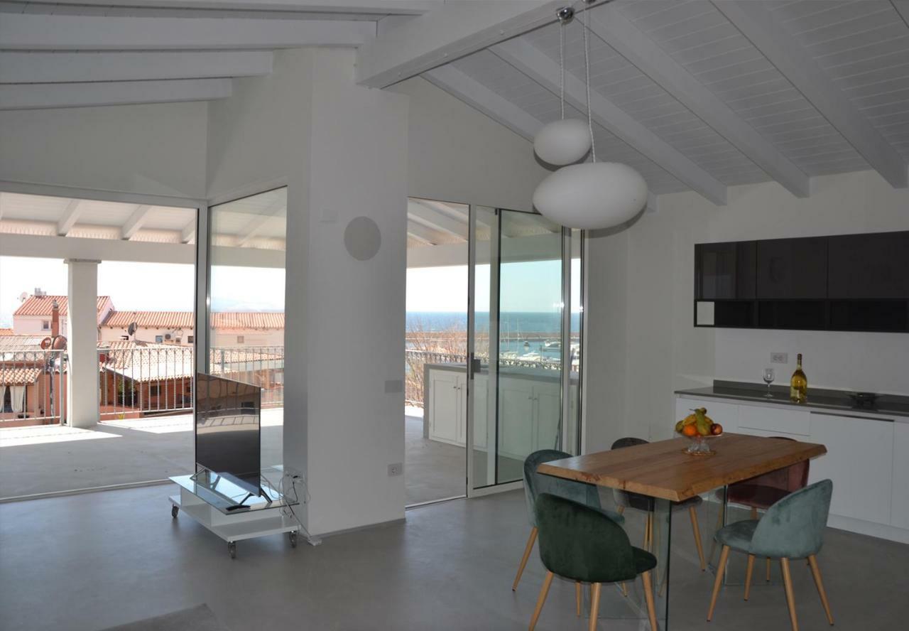 Appartement Le Perle dell'Isola à Isola Rossa Extérieur photo